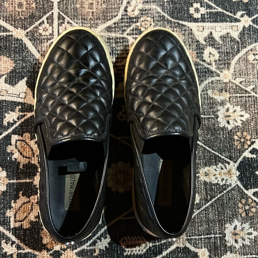 Women’s Steve Madden Quilted Shoes